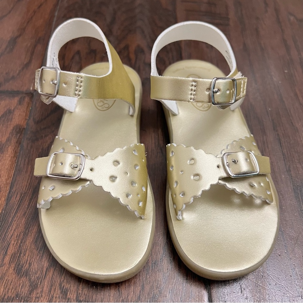 FootMates Gold Kids Sandals with Buckle Straps